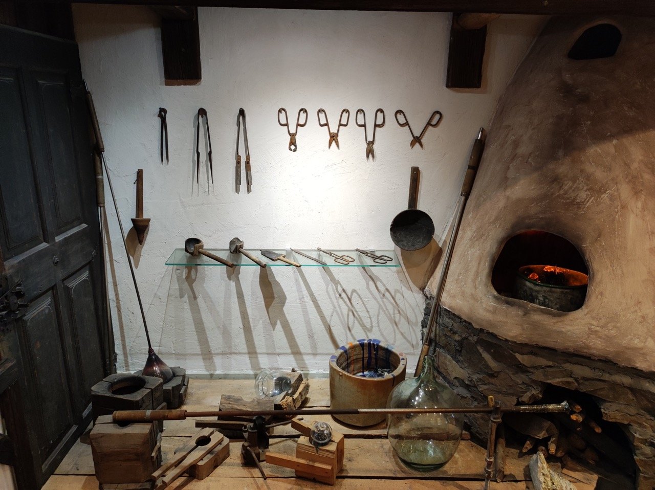 Werkzeuge zur Glasherstellung im Glasmuseum Steina Bad Sachsa