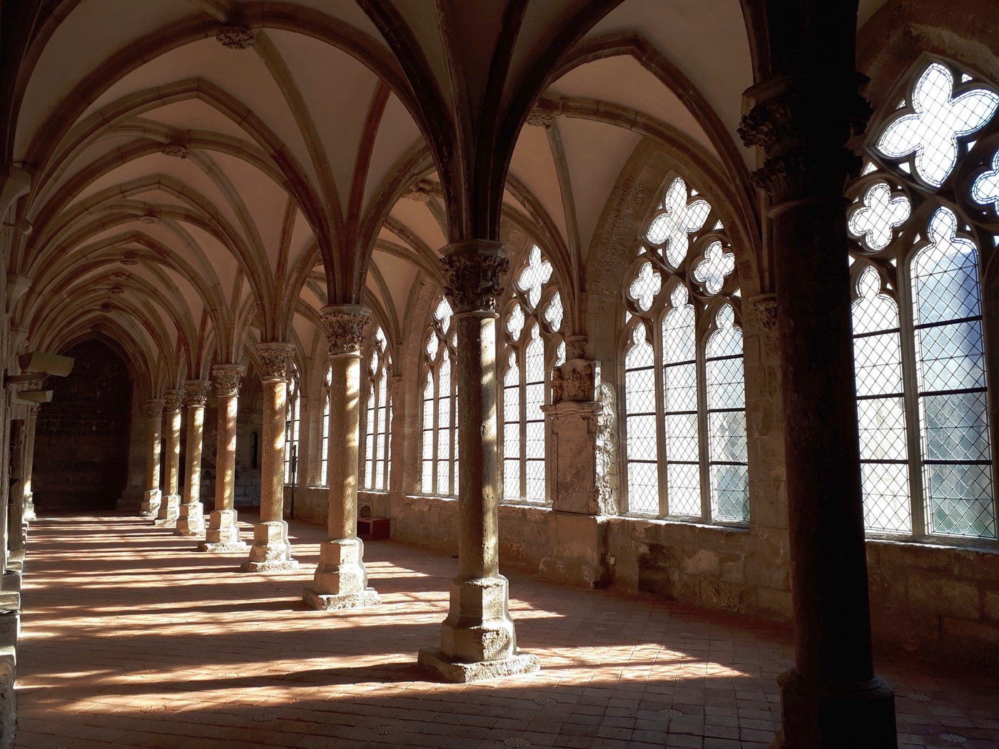 Gotischer Kreuzgang im Kloster Walkenried