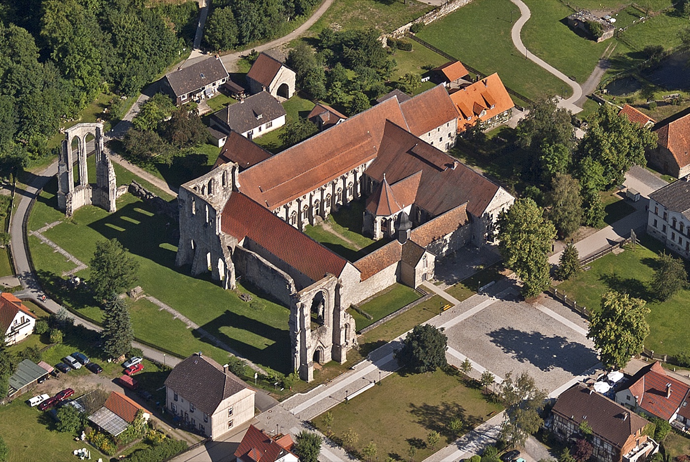 Luftbild der Klosteranlage Walkenried im Südharz