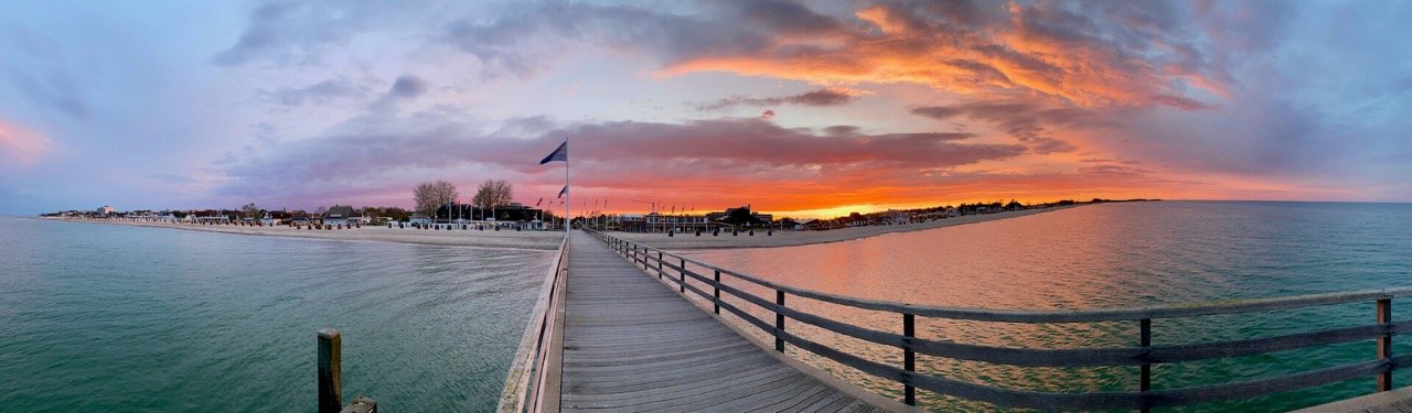 Sonnenuntergang an der Seebrücke Dahme – Abendstimmung Ostsee Lübecker Bucht