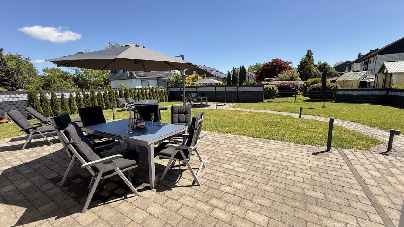 Sonnenterrasse HarzAmbiente Walkenried mit Gartenblick
