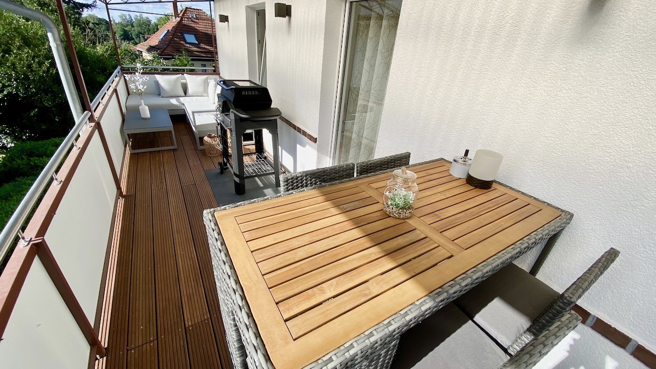 Überdachte Chill-Lounge – HarzVilla Bad Sachsa