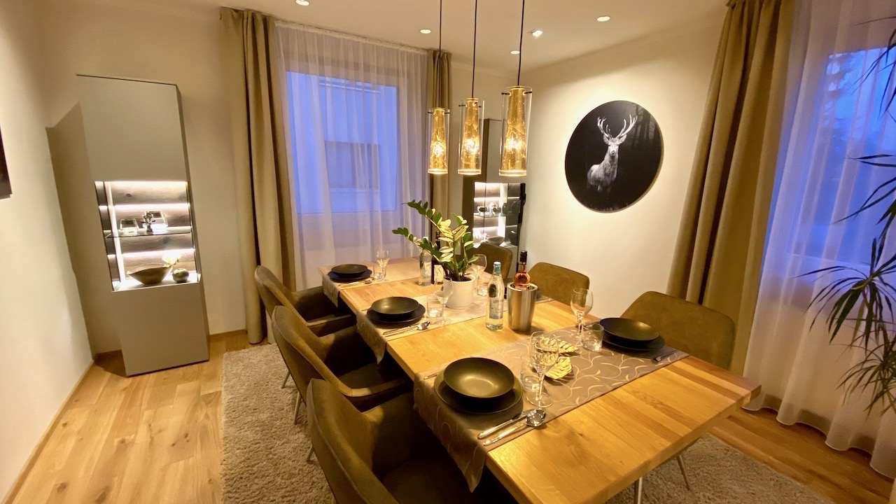 Esszimmer mit Esstisch – HarzVilla Bad Sachsa