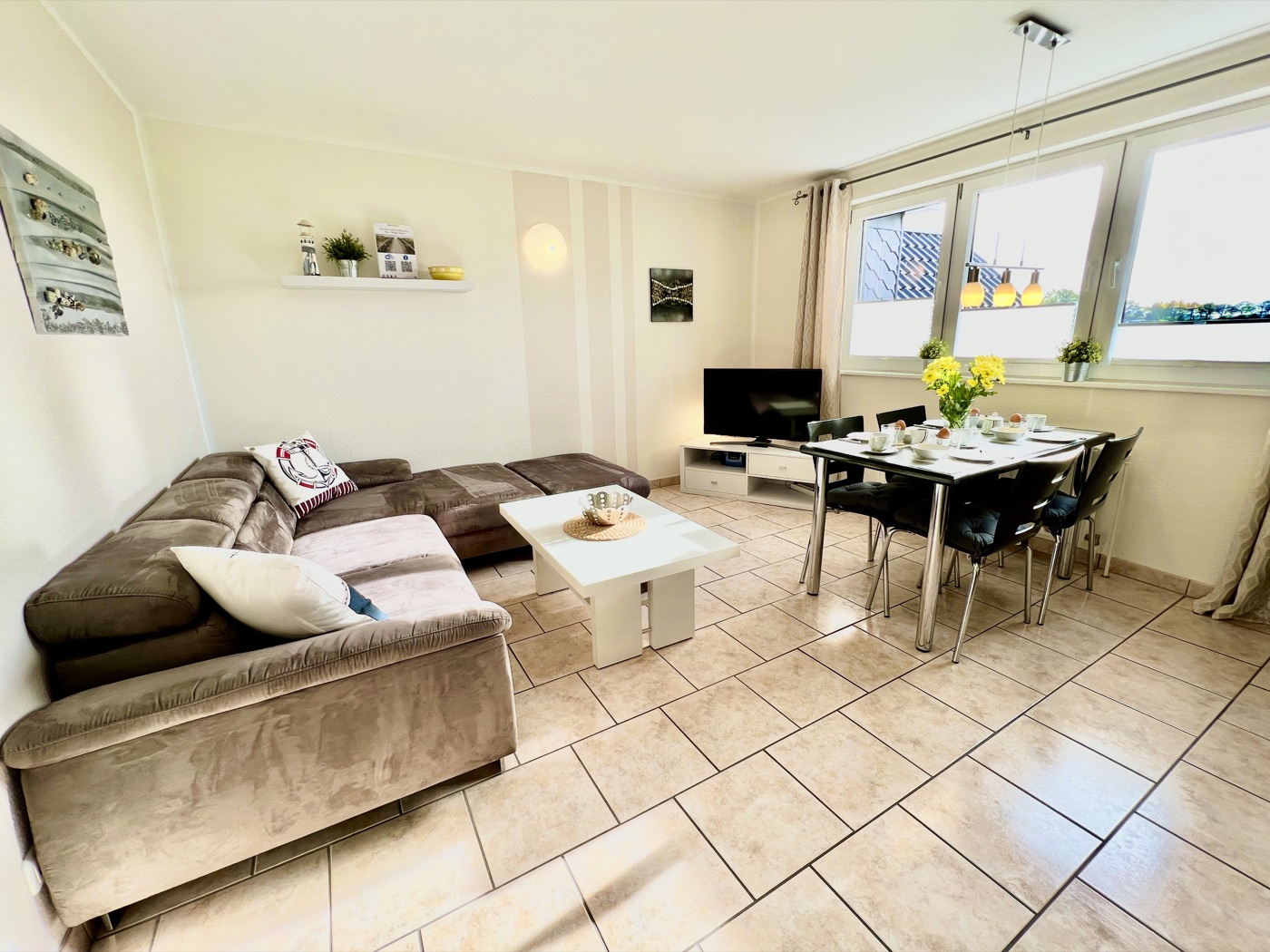 Wohnbereich Ferienwohnung MeerRuhe Dahme Gartenterrasse